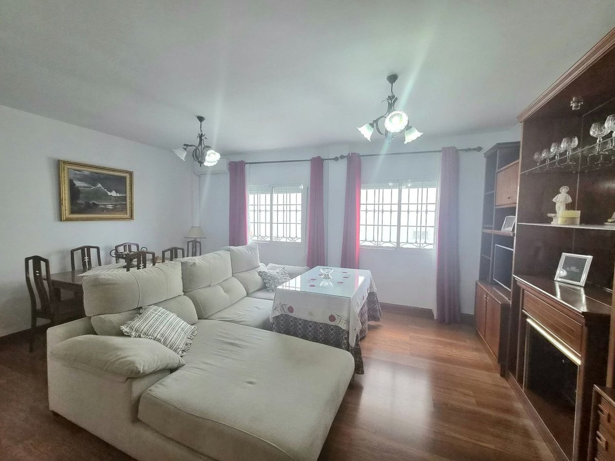 4 Bed Townhouse in Alhaurín el Grande