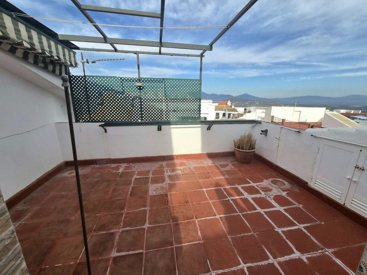 4 Bed Townhouse in Alhaurín el Grande