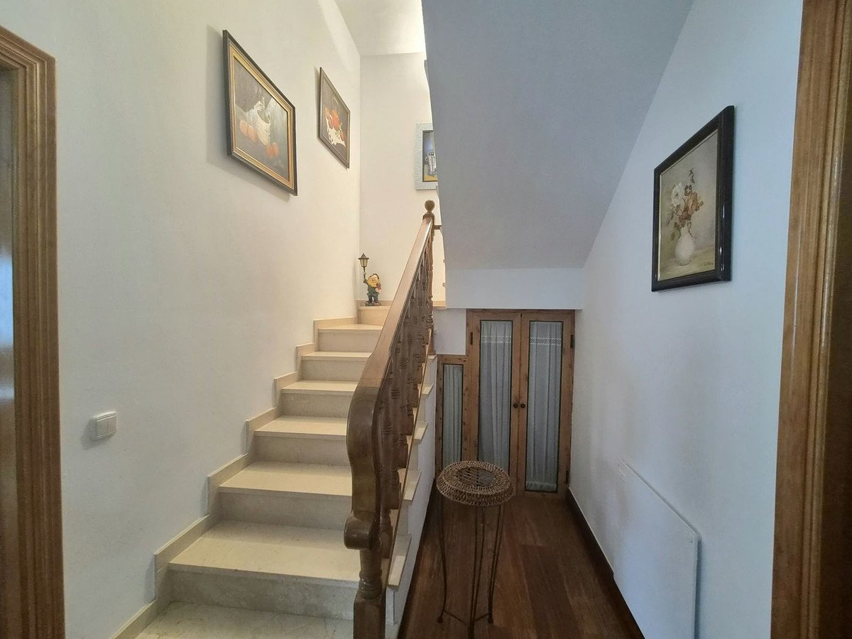 4 Bed Townhouse in Alhaurín el Grande