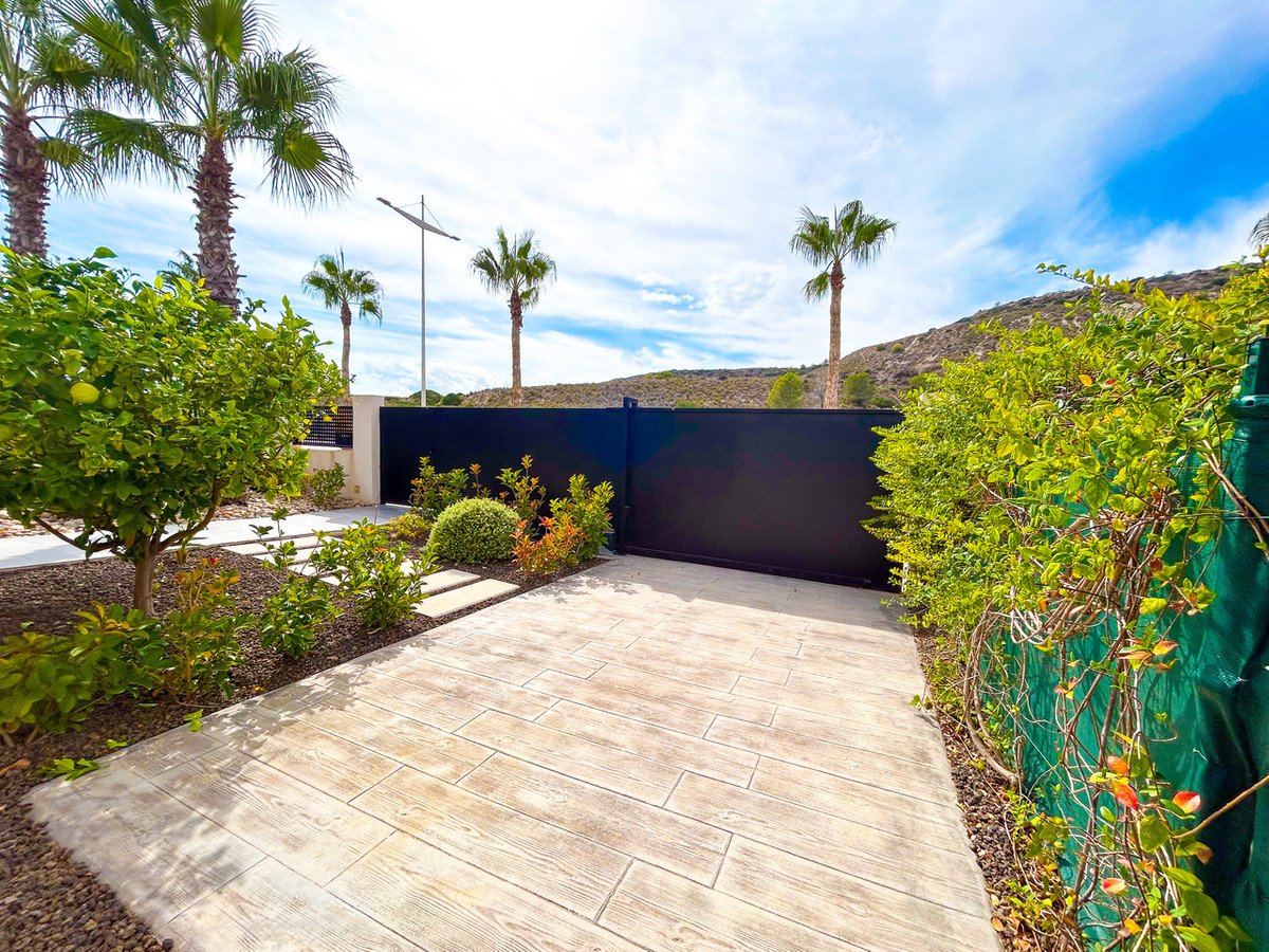 3 Bed Detached Villa in Algorfa