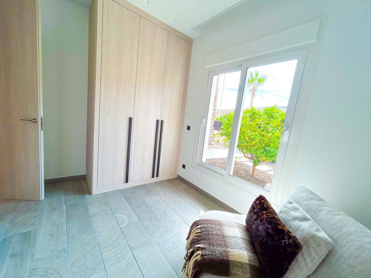 3 Bed Detached Villa in Algorfa