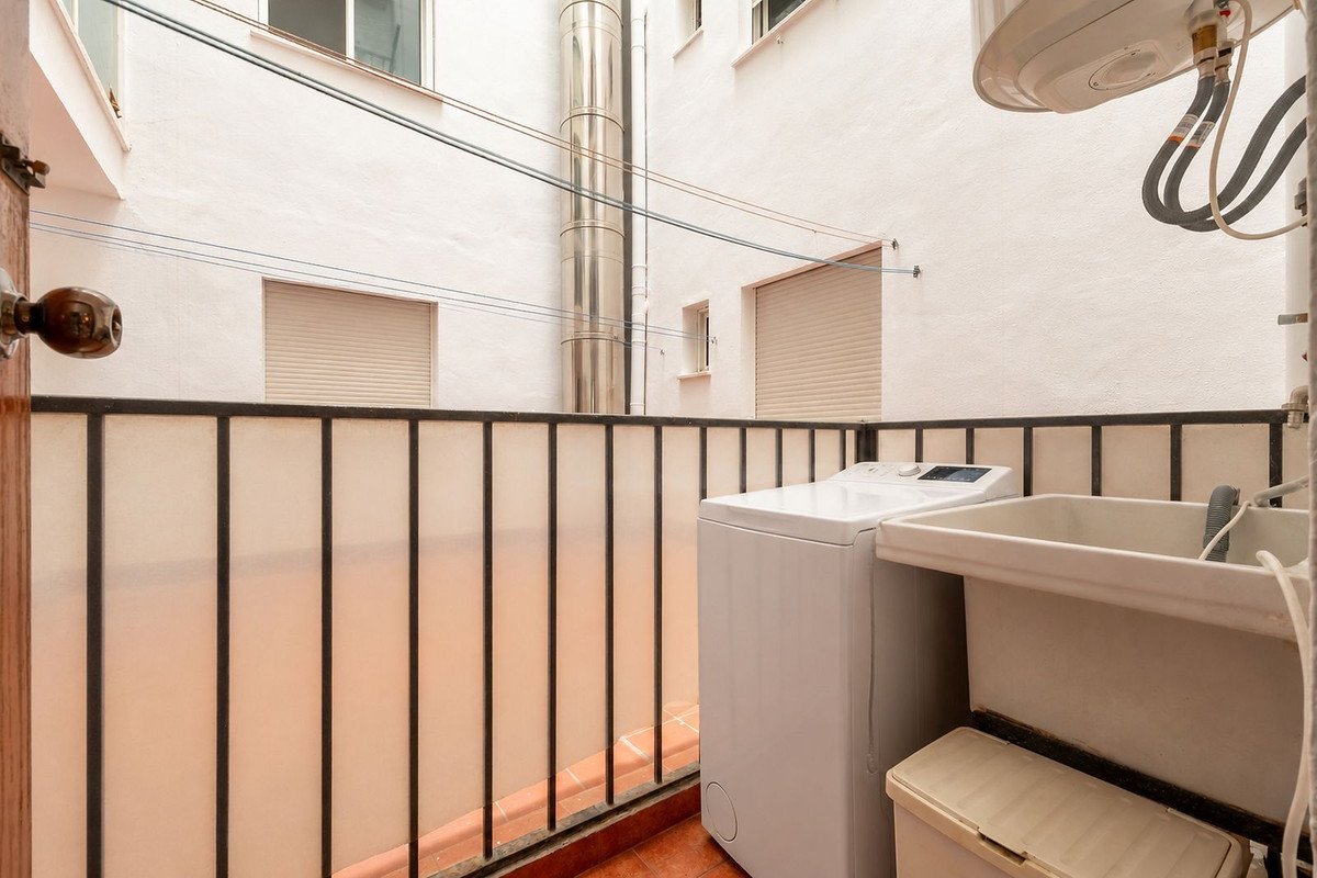 2 Bed Middle Floor Apartment in Los Boliches