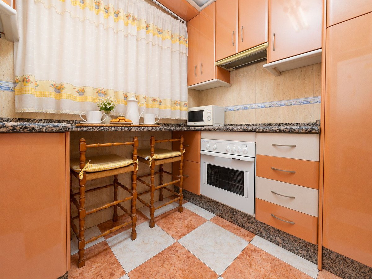 2 Bed Middle Floor Apartment in Los Boliches