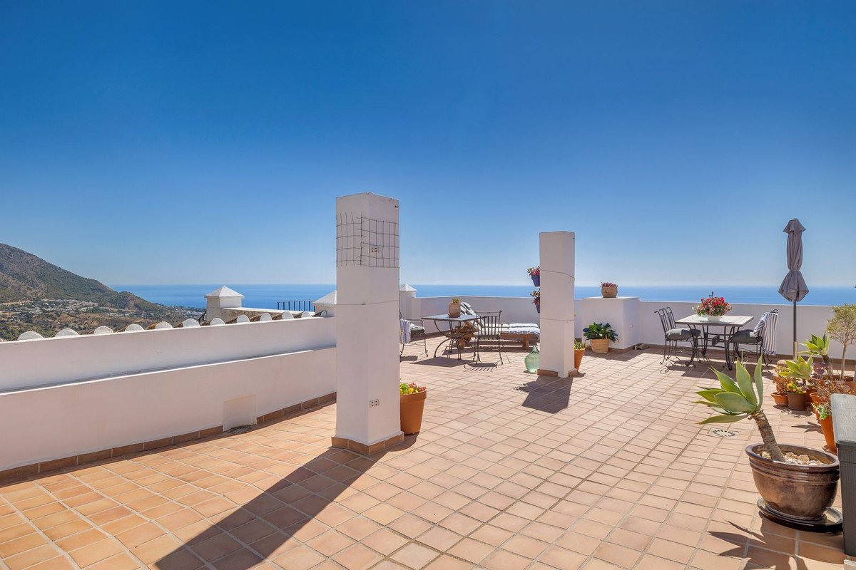 2 Bed Penthouse Duplex in Mijas