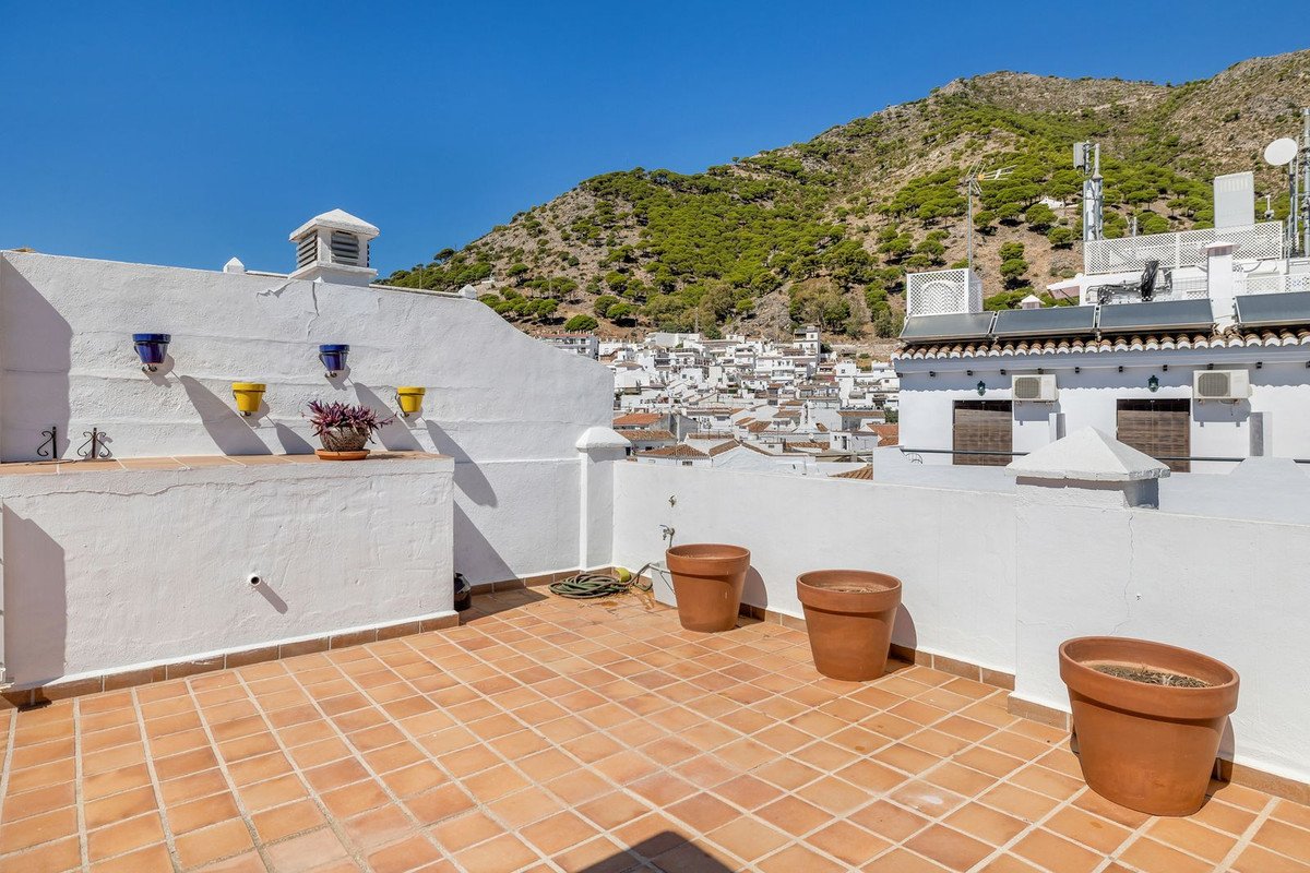 2 Bed Penthouse Duplex in Mijas