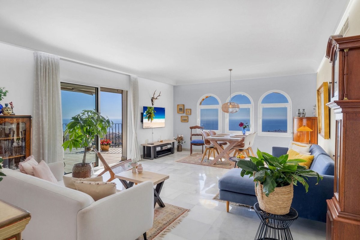 2 Bed Penthouse Duplex in Mijas
