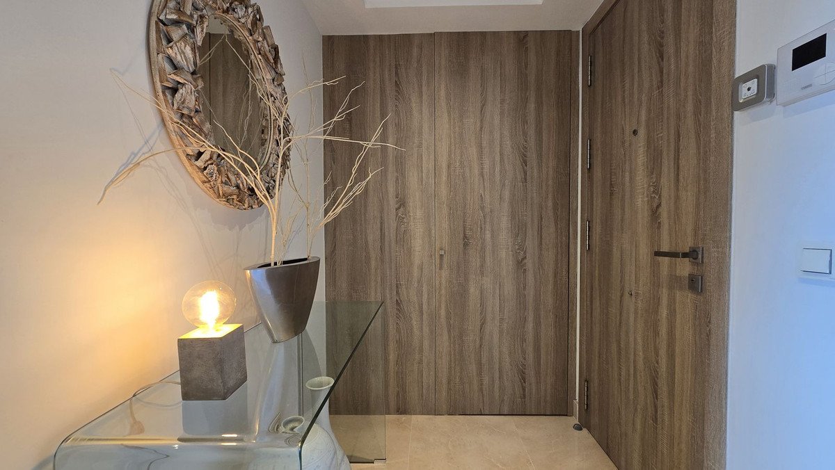 3 Bed Ground Floor Apartment in Benahavís