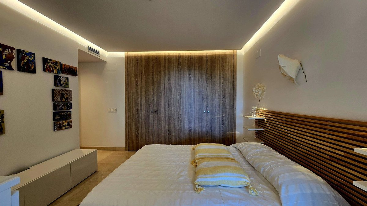 3 Bed Ground Floor Apartment in Benahavís