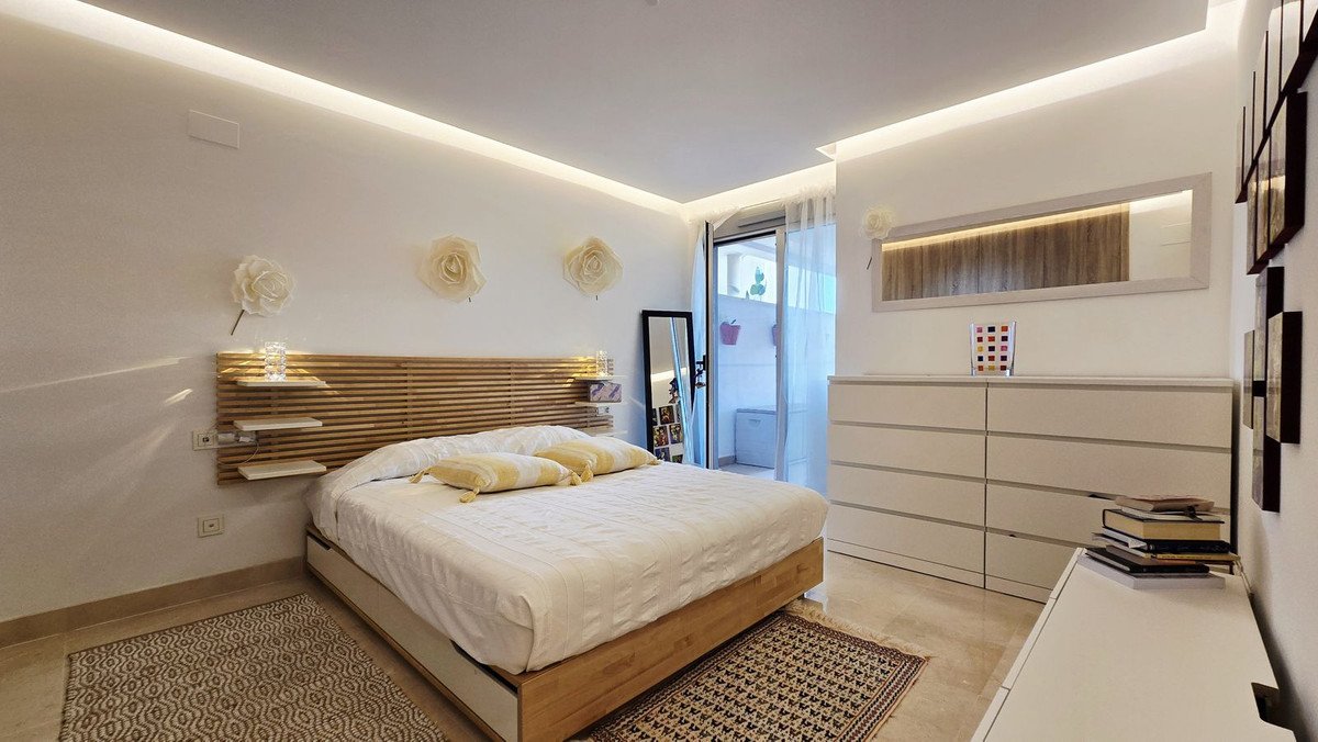 3 Bed Ground Floor Apartment in Benahavís