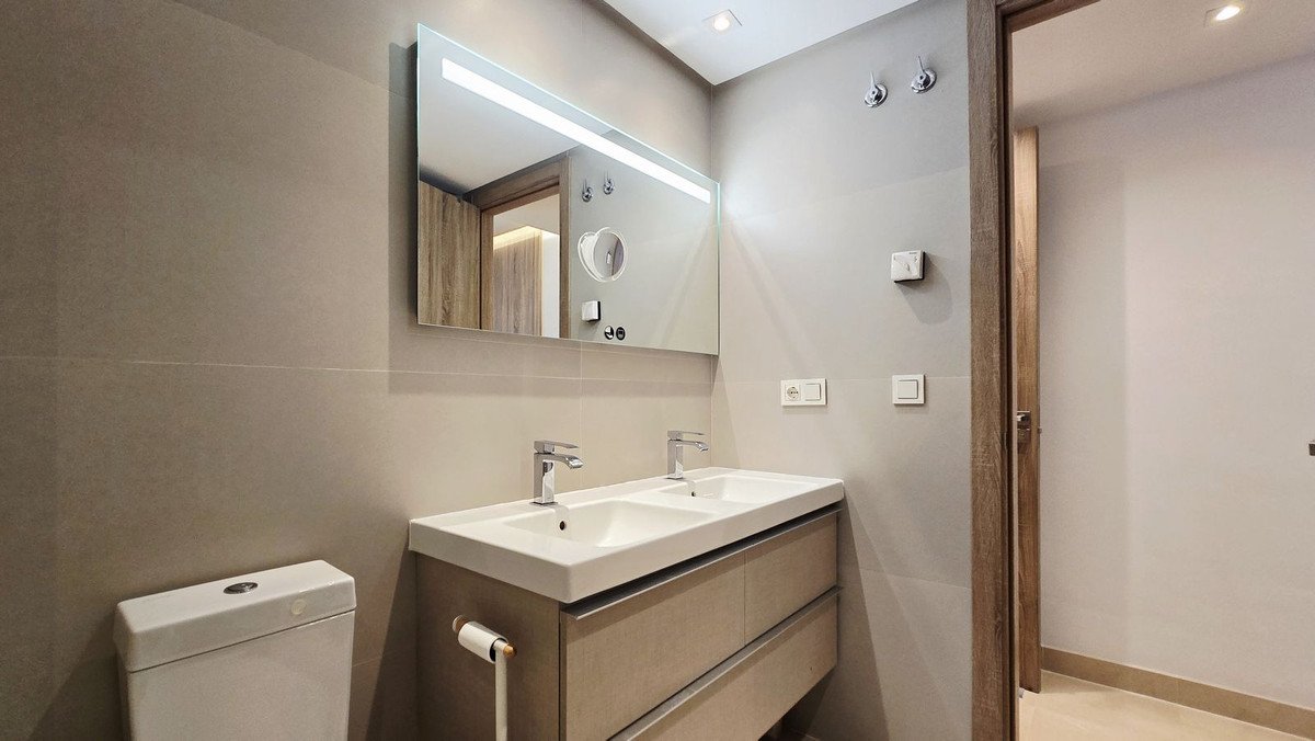 3 Bed Ground Floor Apartment in Benahavís