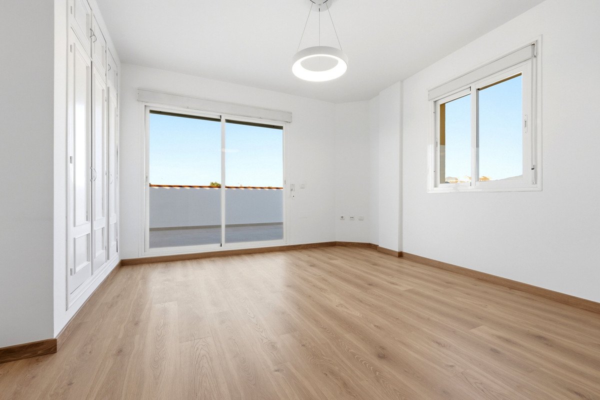 3 Bed Penthouse in San Pedro de Alcántara
