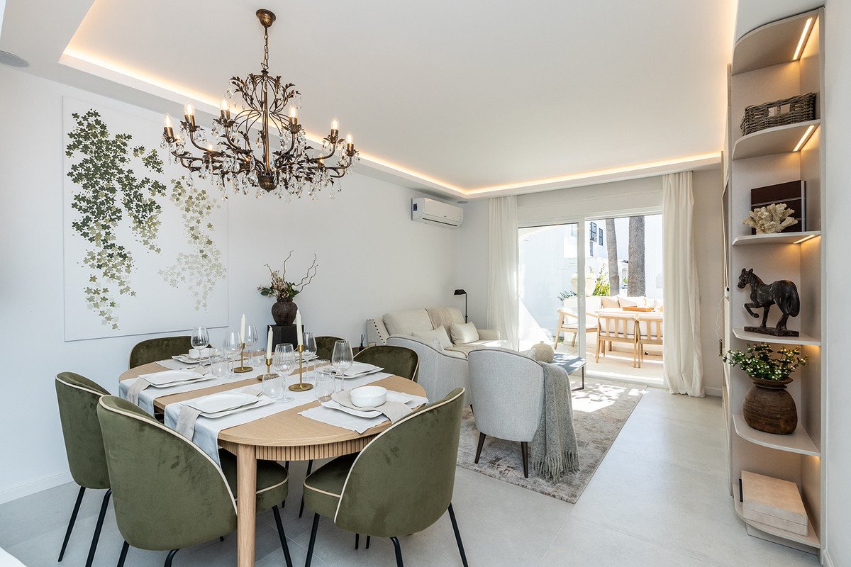4 Bed Townhouse in Nueva Andalucía