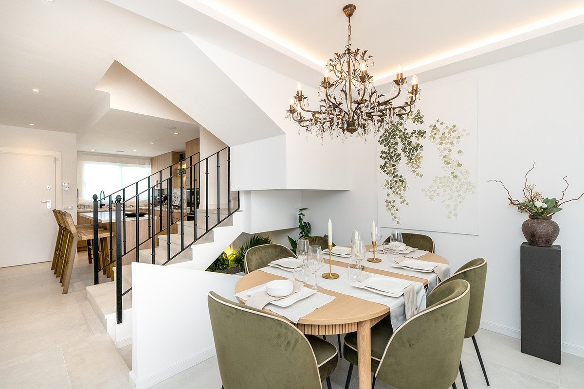 4 Bed Townhouse in Nueva Andalucía
