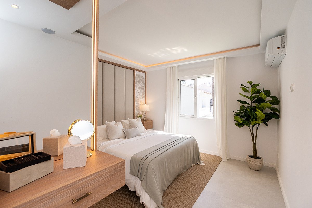 4 Bed Townhouse in Nueva Andalucía