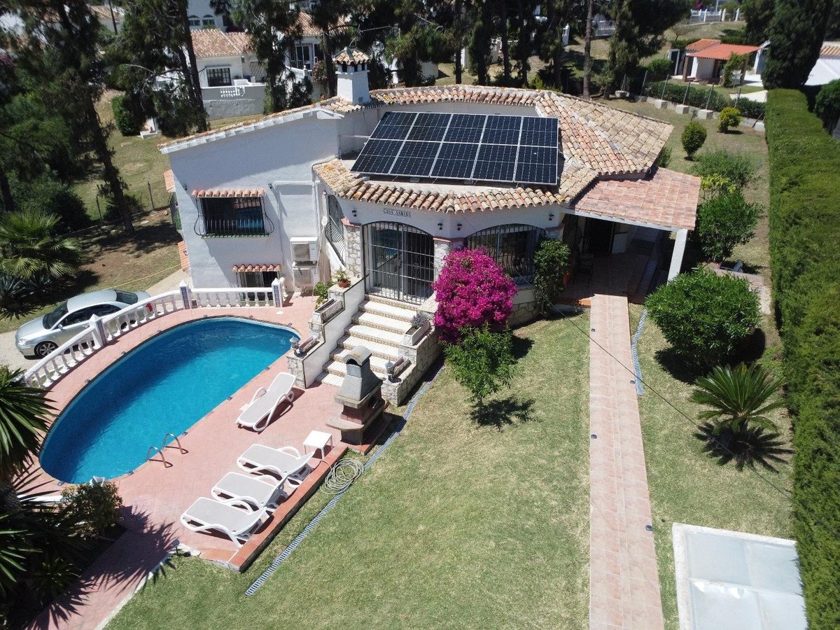 3 Bed Detached Villa in El Chaparral