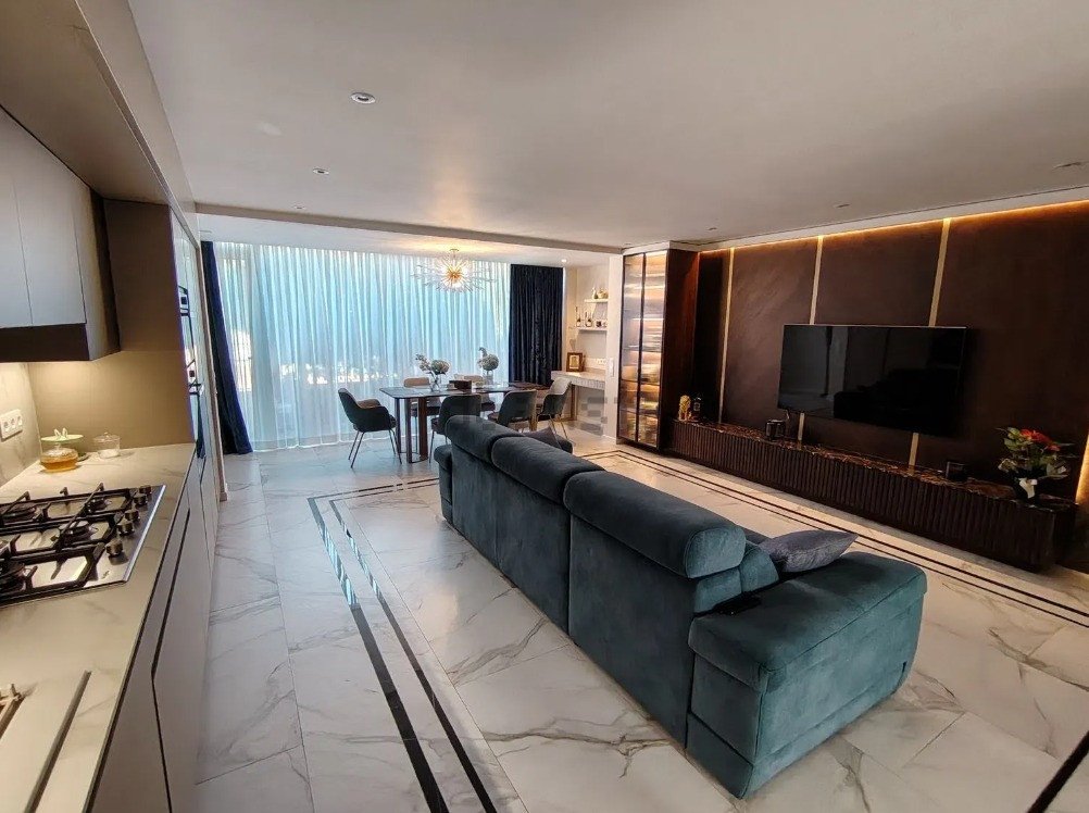 5 Bed Townhouse in Playa de San Juan