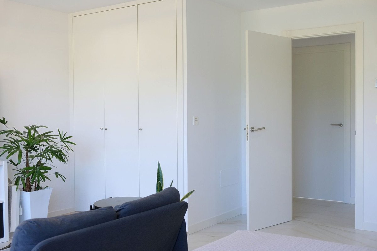 3 Bed Semi-Detached House in Selwo