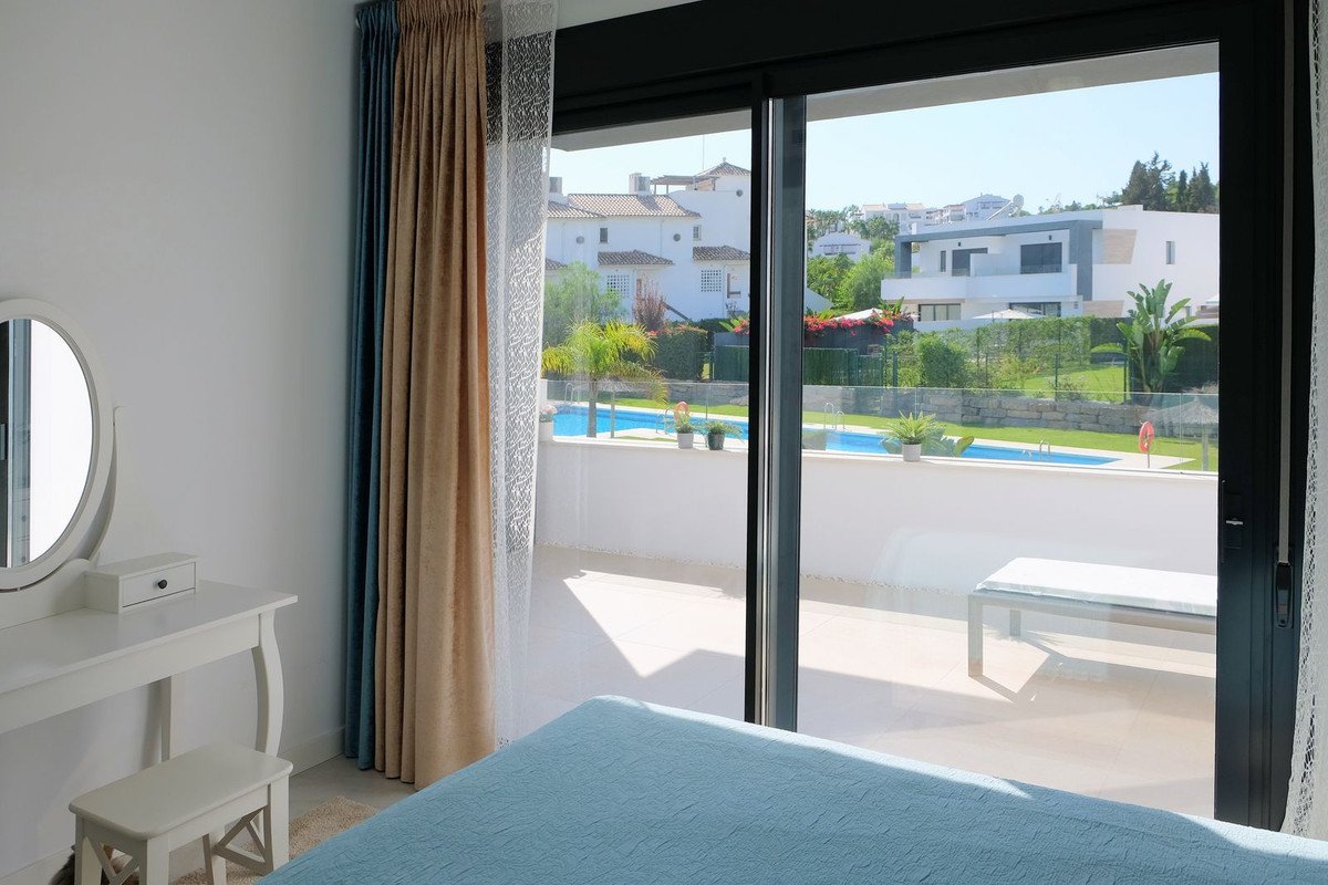 3 Bed Semi-Detached House in Selwo