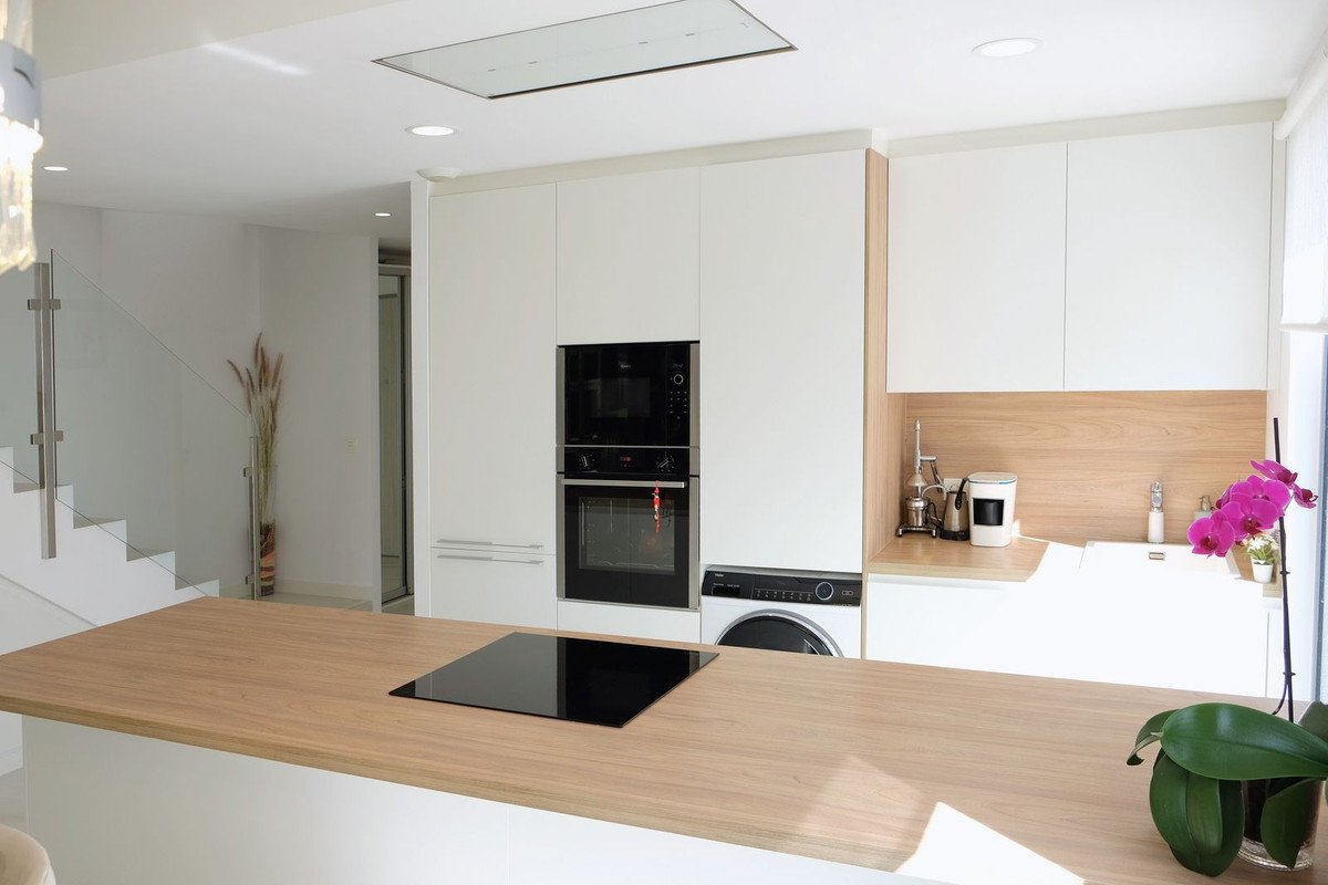 3 Bed Semi-Detached House in Selwo