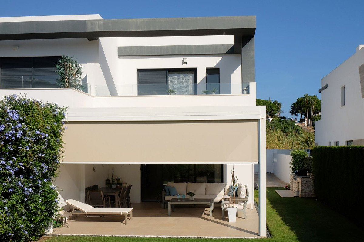 3 Bed Semi-Detached House in Selwo