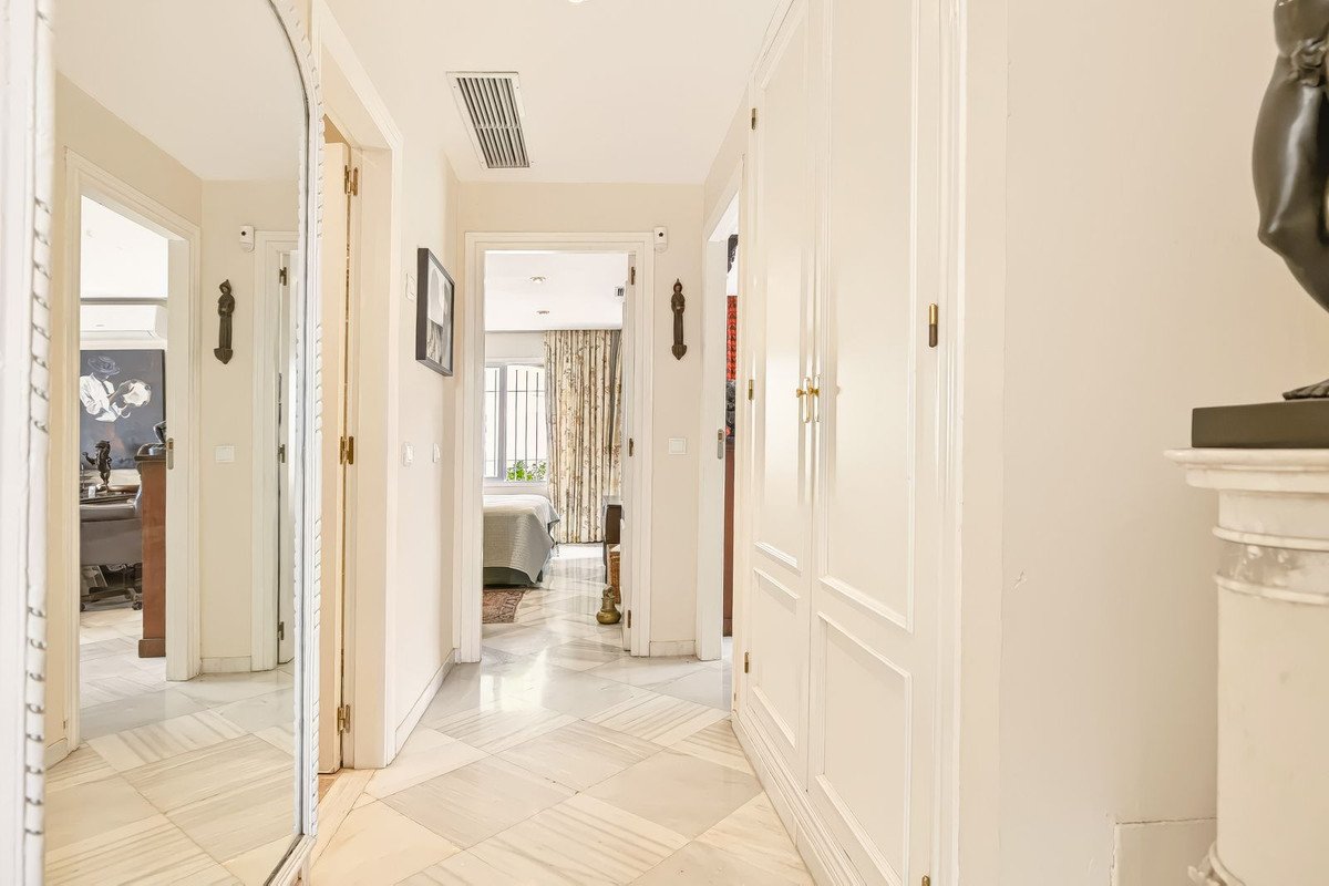 3 Bed Townhouse in Nueva Andalucía