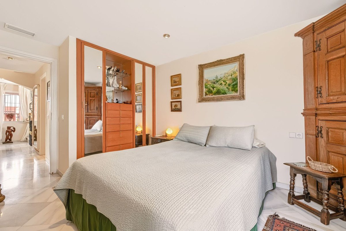 3 Bed Townhouse in Nueva Andalucía
