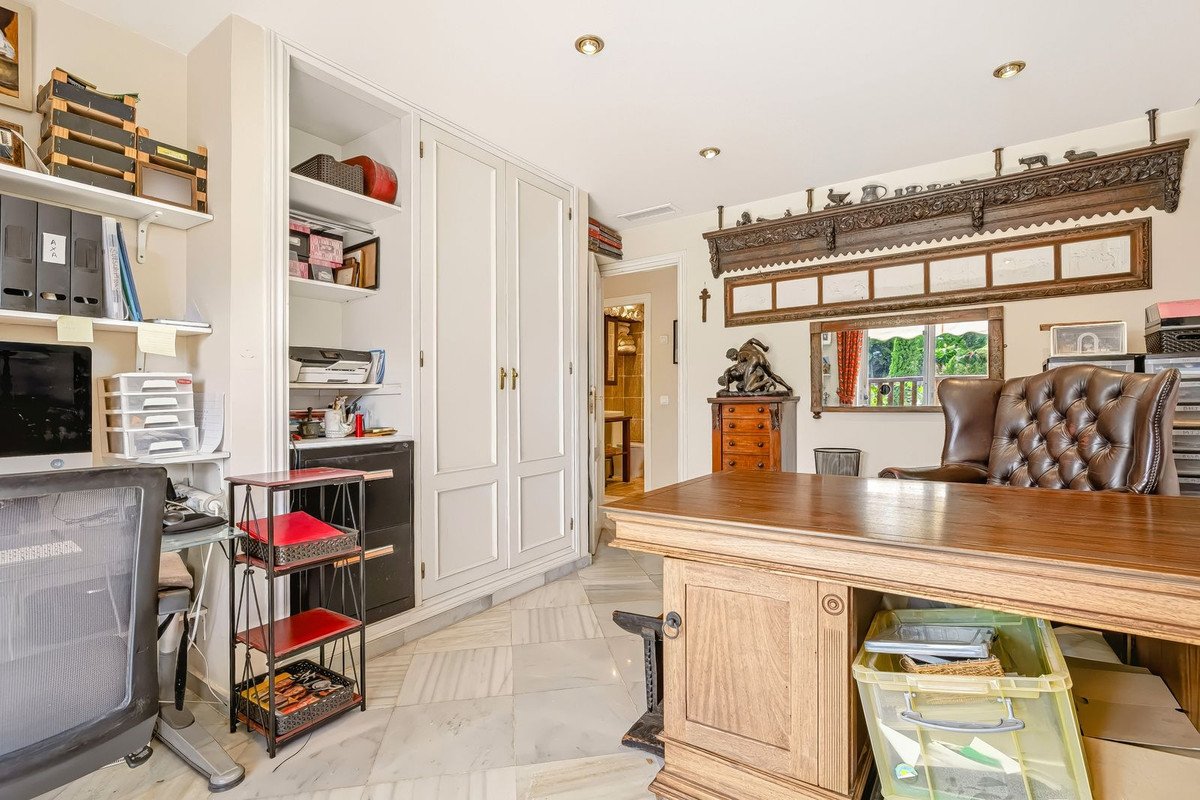 3 Bed Townhouse in Nueva Andalucía