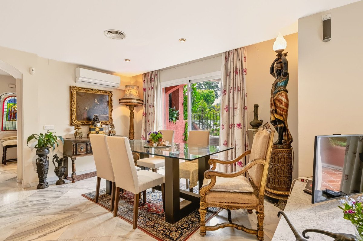 3 Bed Townhouse in Nueva Andalucía