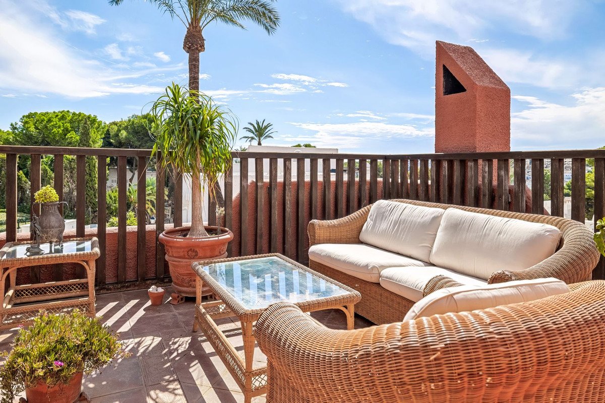 3 Bed Townhouse in Nueva Andalucía