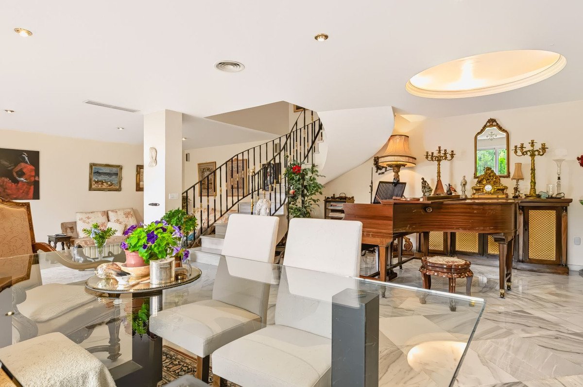 3 Bed Townhouse in Nueva Andalucía