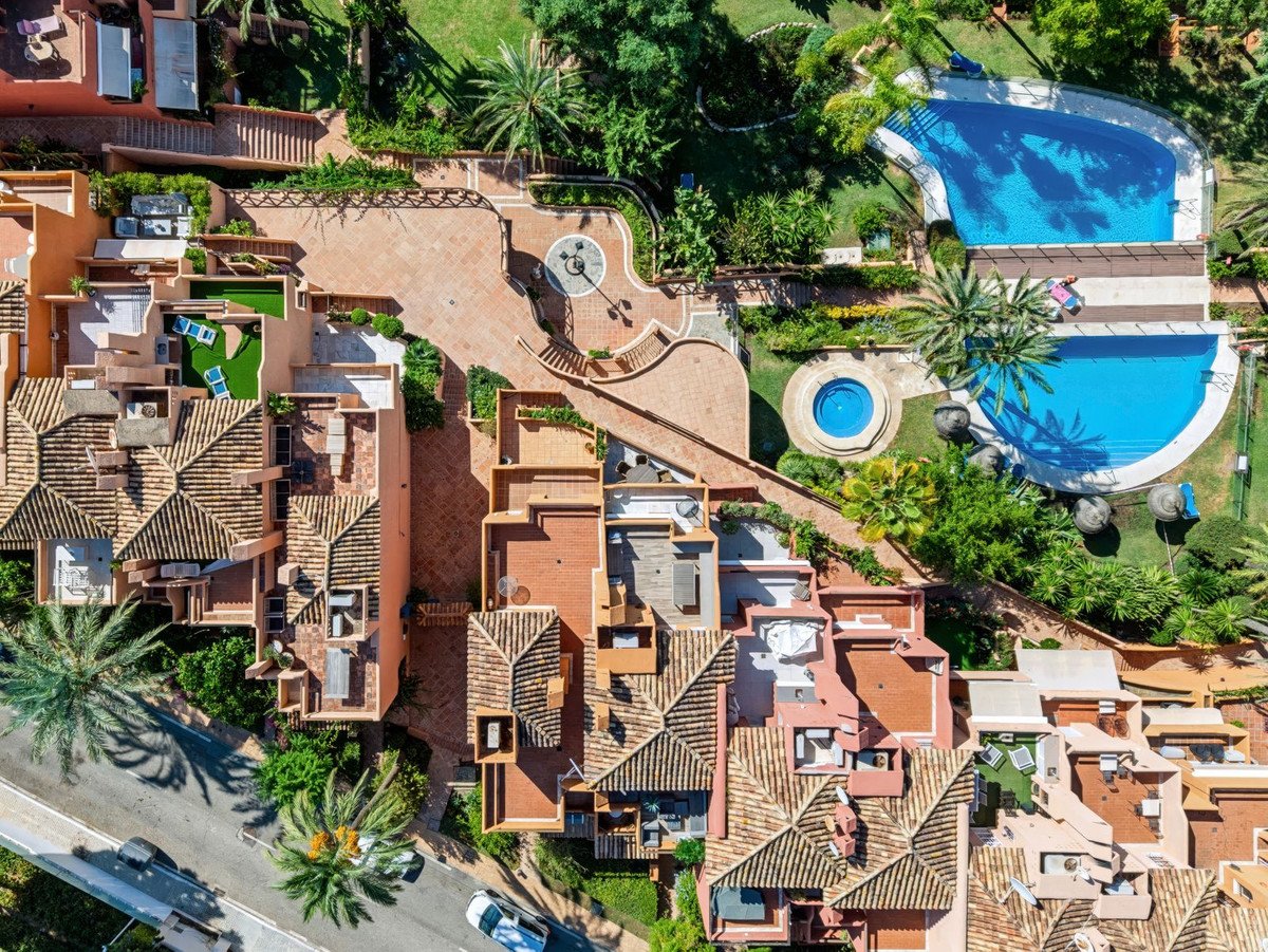 3 Bed Townhouse in Nueva Andalucía
