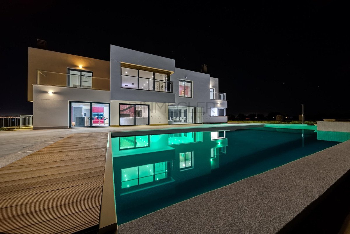 5 Bed Detached Villa in La Marina