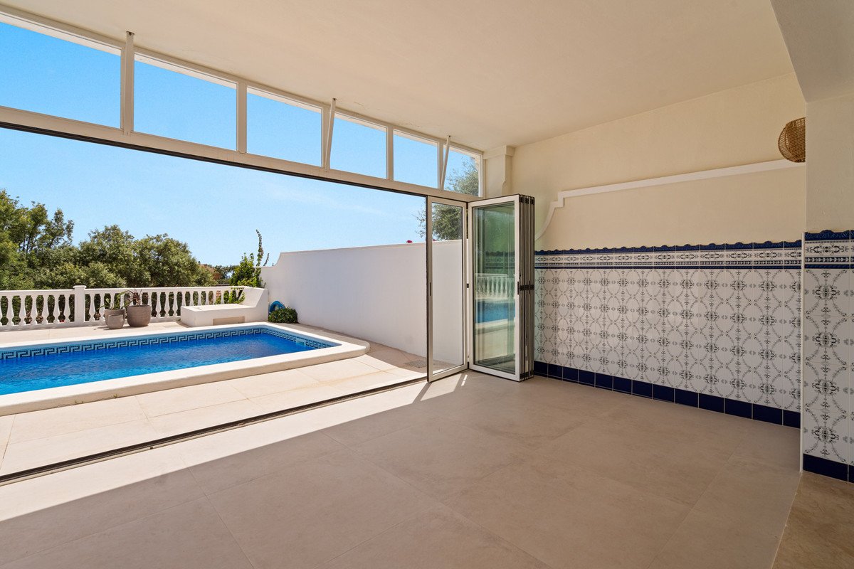 4 Bed Detached Villa in Marbella