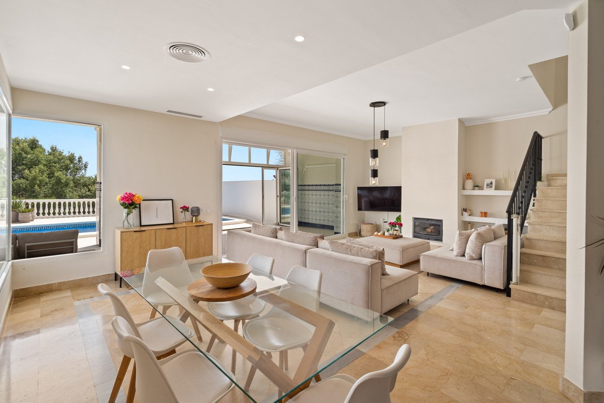 4 Bed Detached Villa in Marbella
