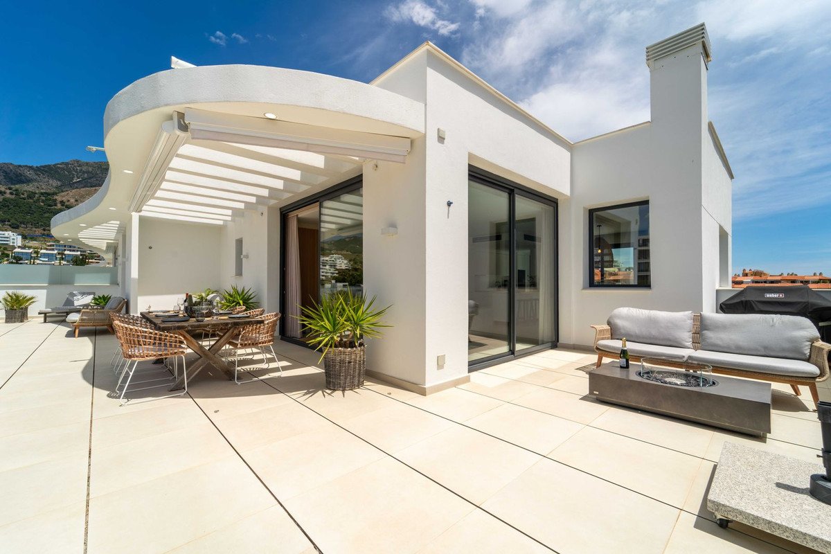 3 Bed Penthouse in Higueron