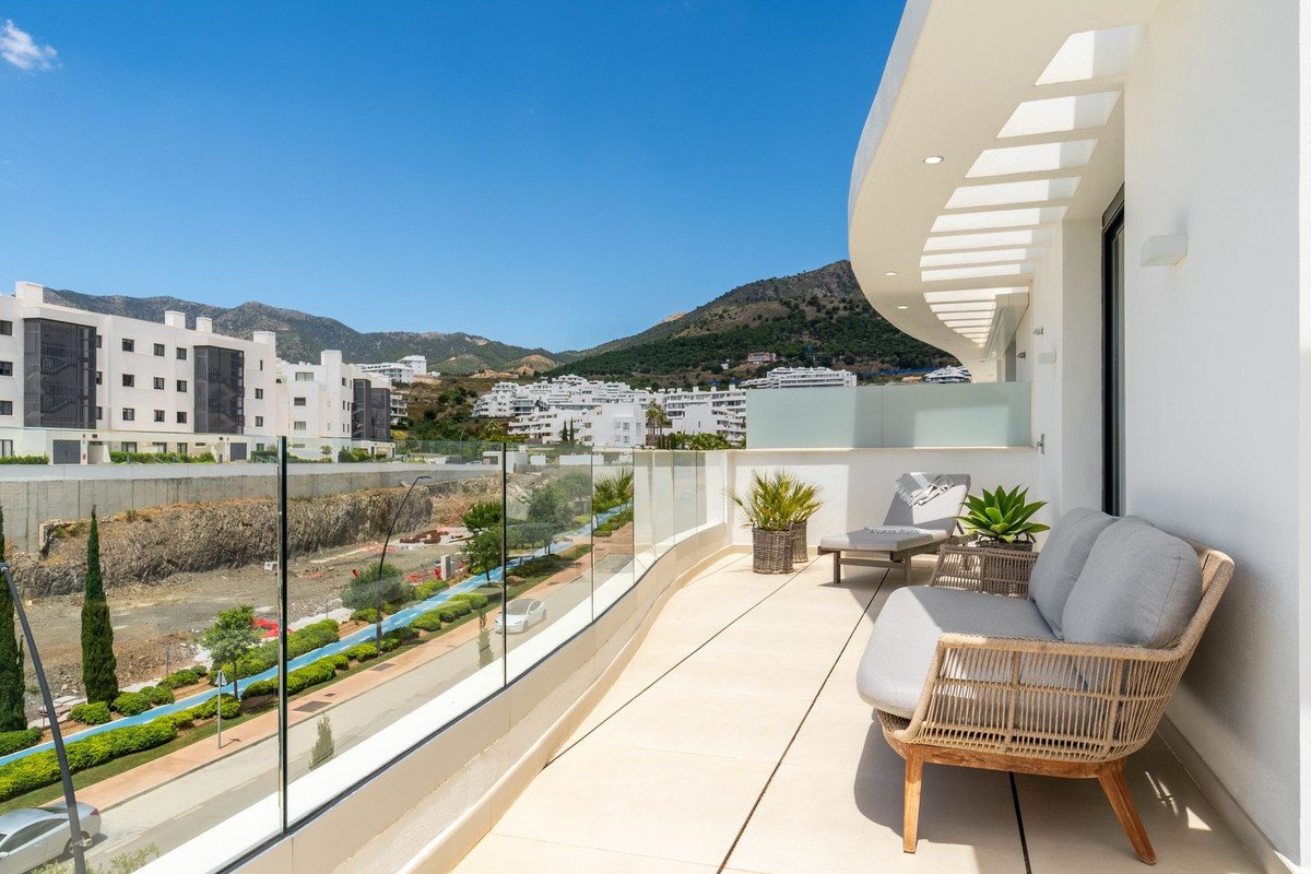 3 Bed Penthouse in Higueron