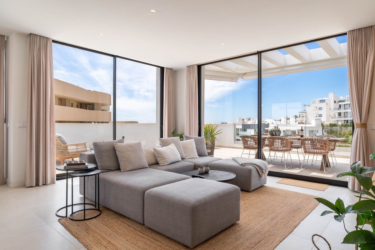 3 Bed Penthouse in Higueron