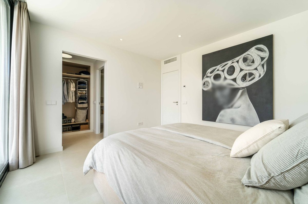 3 Bed Penthouse in Higueron