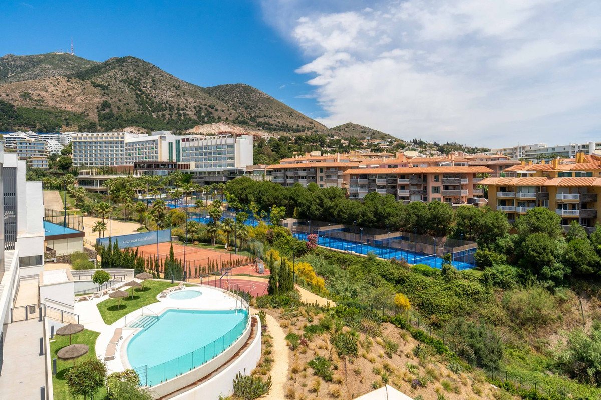 3 Bed Penthouse in Higueron