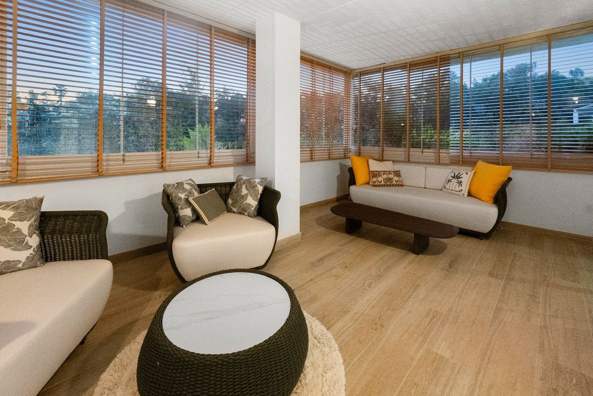 3 Bed Ground Floor Apartment in The Golden Mile