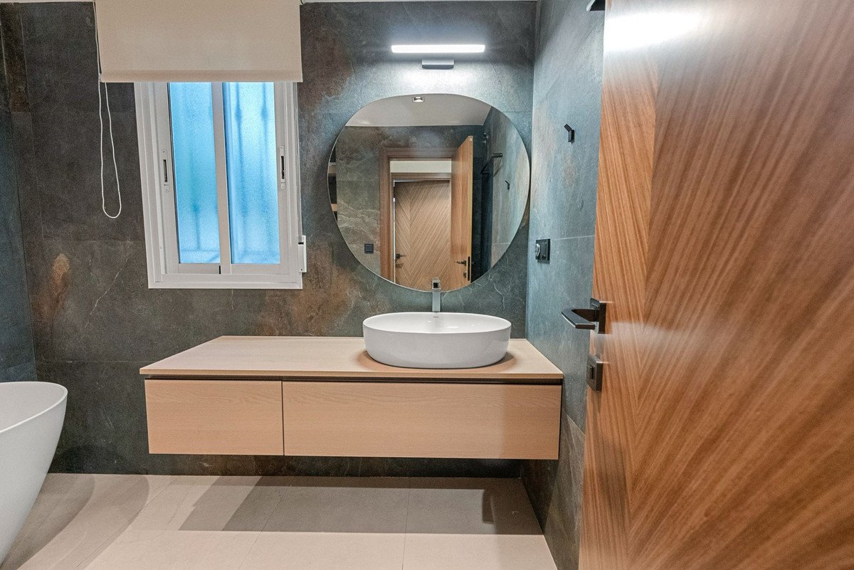 3 Bed Ground Floor Apartment in The Golden Mile