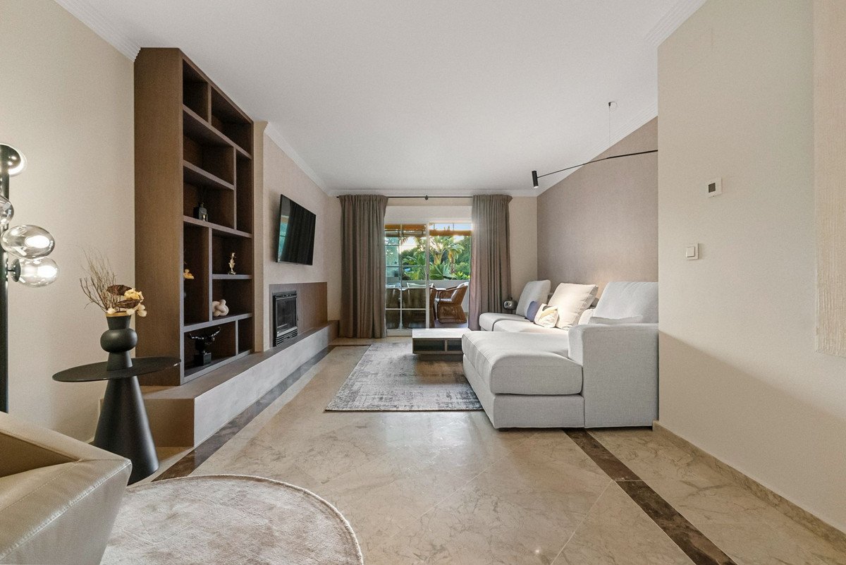 3 Bed Ground Floor Apartment in The Golden Mile