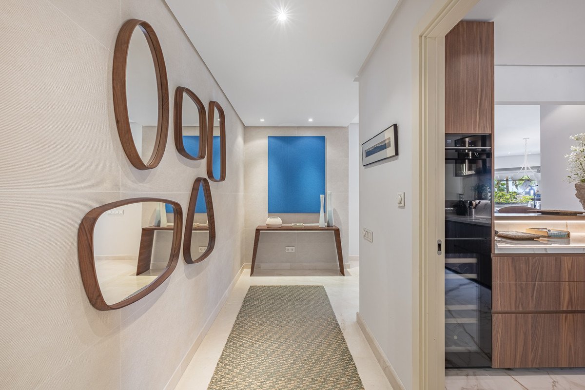 2 Bed Penthouse in The Golden Mile