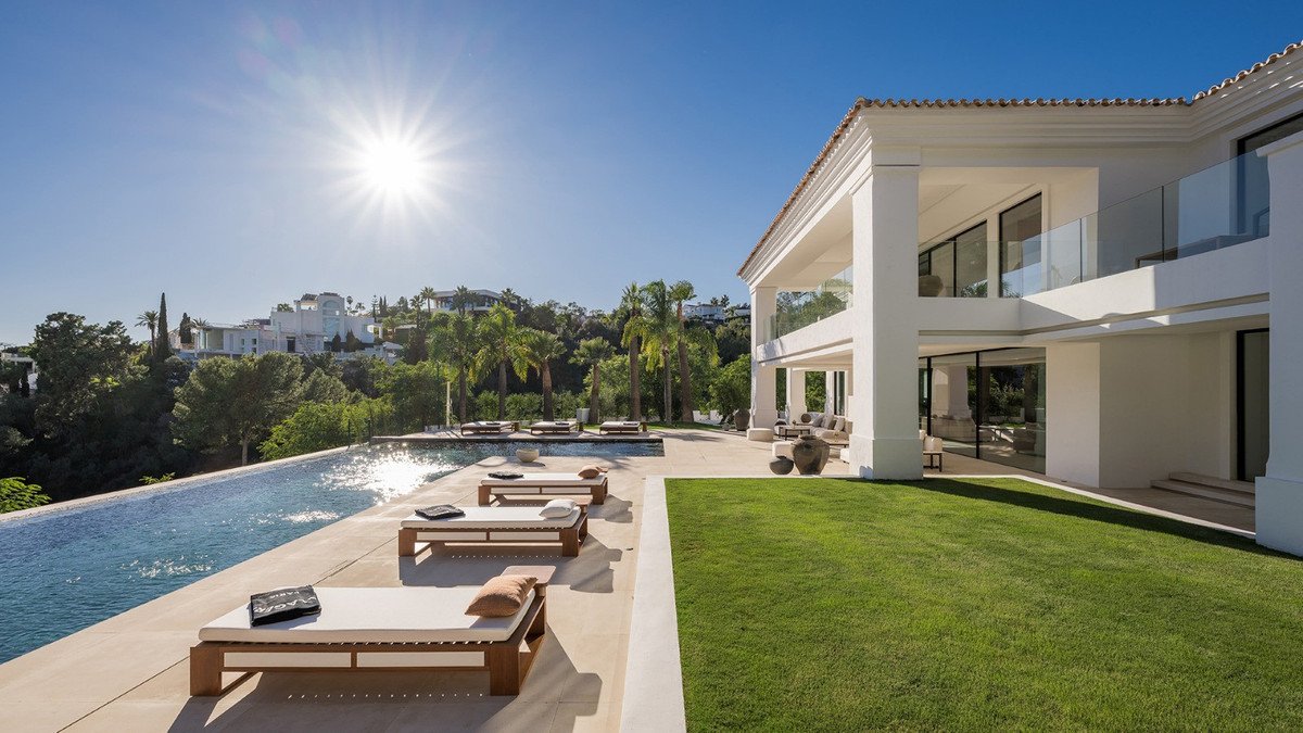 7 Bed Detached Villa in La Quinta