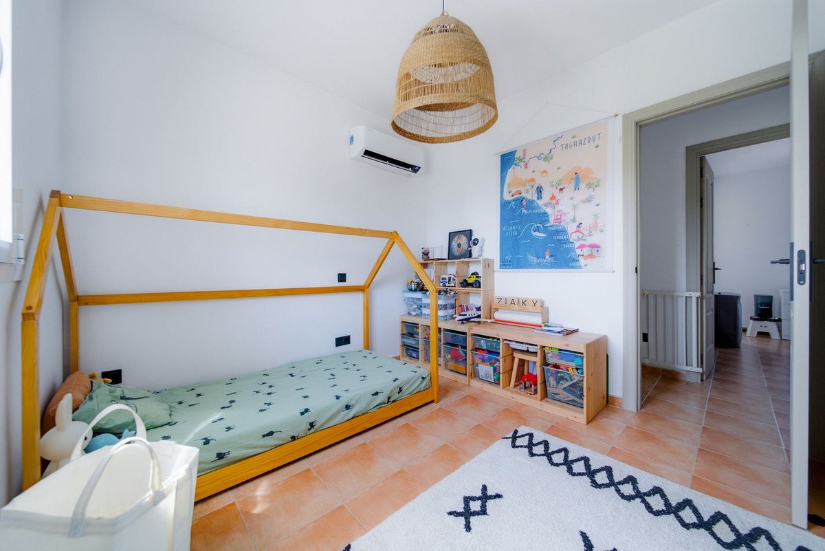 2 Bed Townhouse in El Chaparral