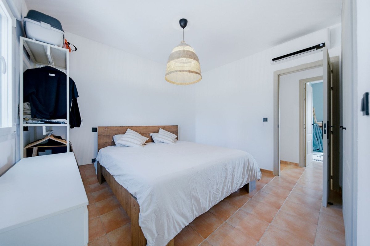 2 Bed Townhouse in El Chaparral