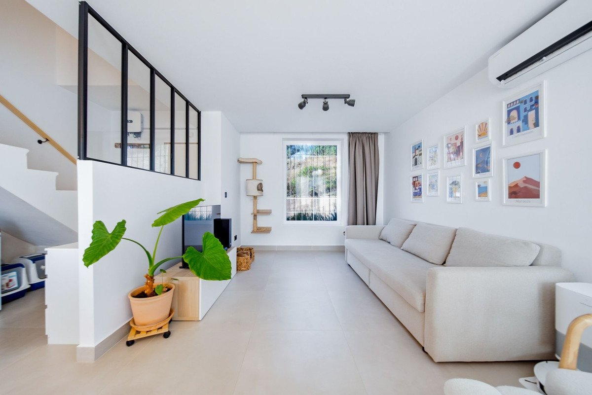 2 Bed Townhouse in El Chaparral