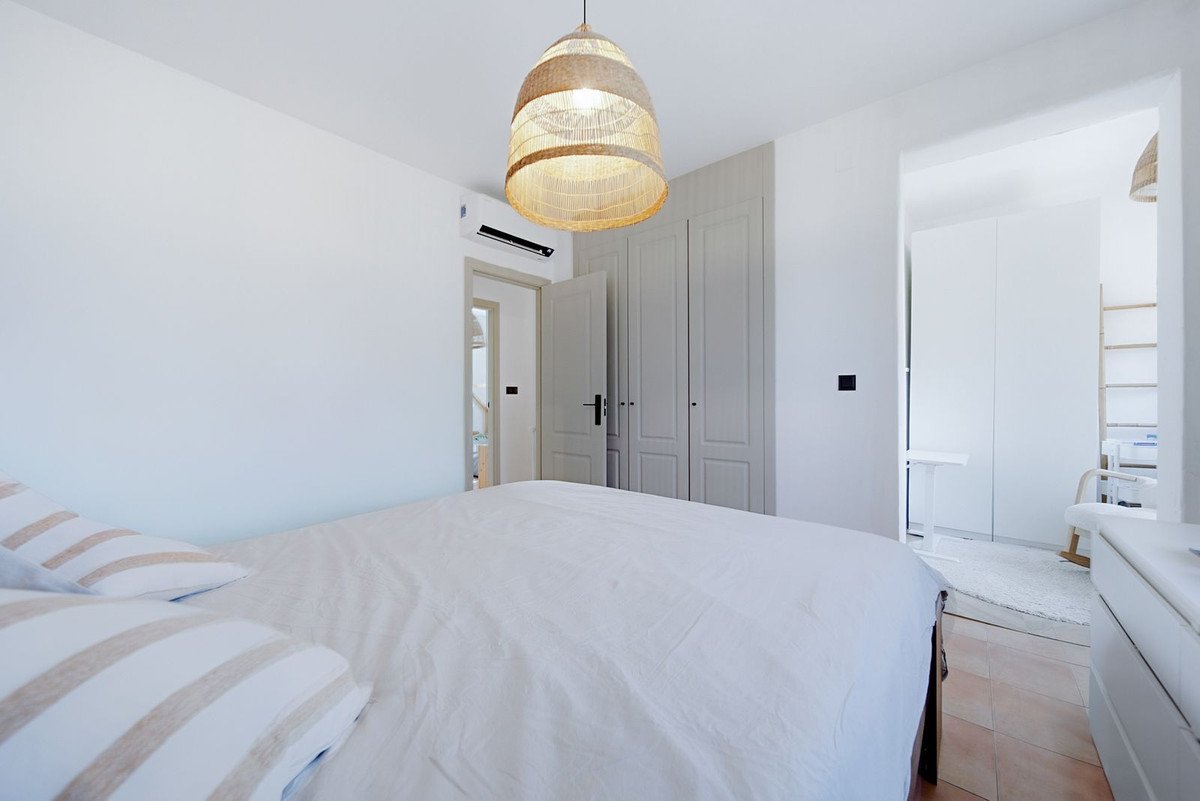 2 Bed Townhouse in El Chaparral