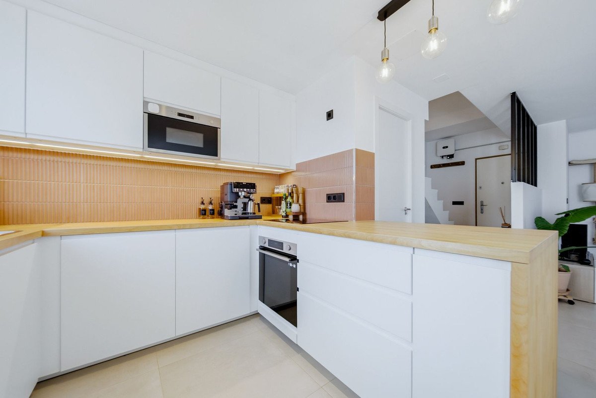 2 Bed Townhouse in El Chaparral