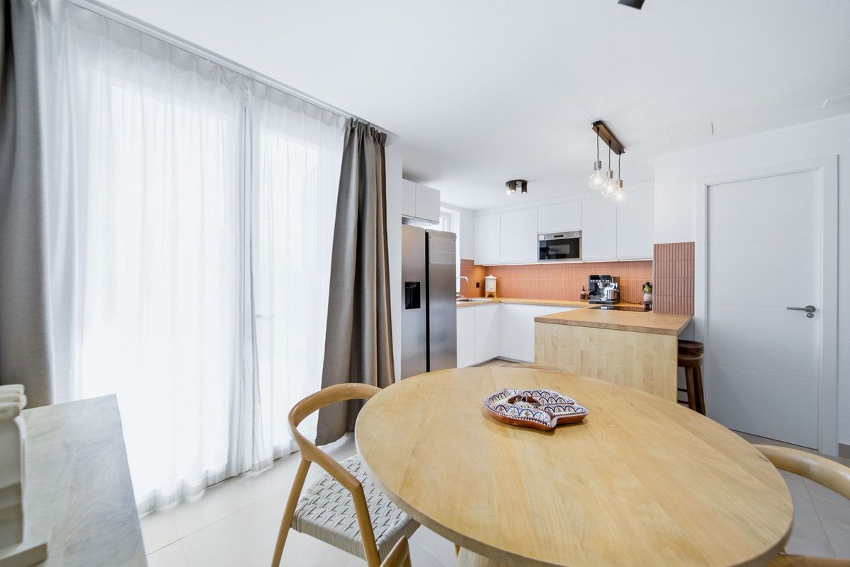 2 Bed Townhouse in El Chaparral